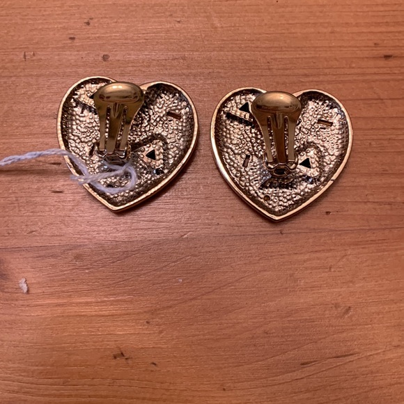 Ear Clips - Picture 2 of 2